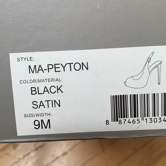 BCBGMAXAZRIA Black satin peep toe stilettos - Picture 5 of 9